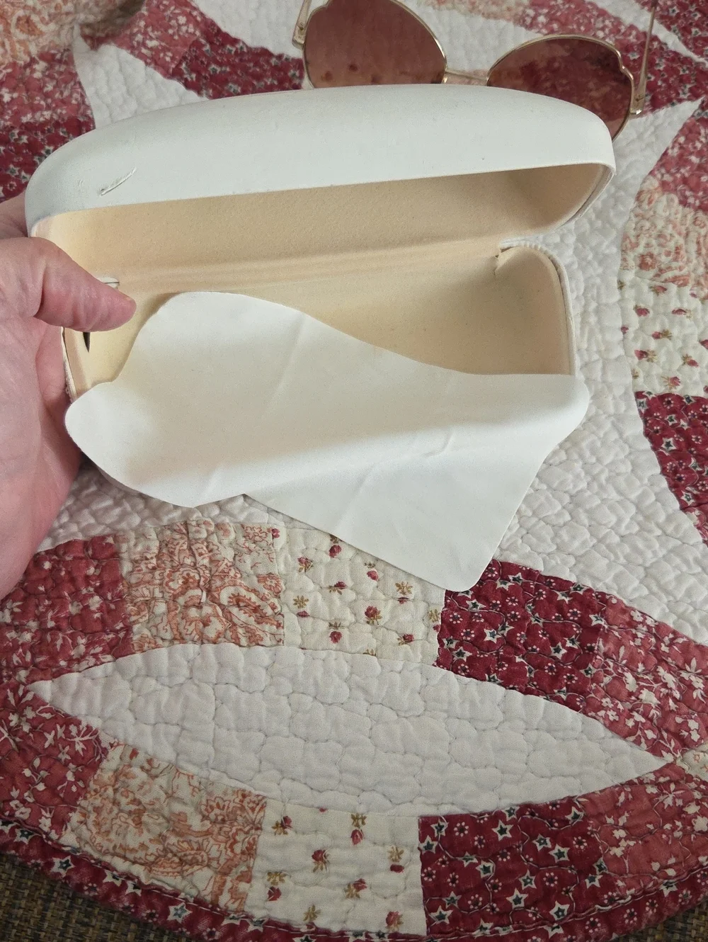 Chloe Sunglasses with Case and cloth